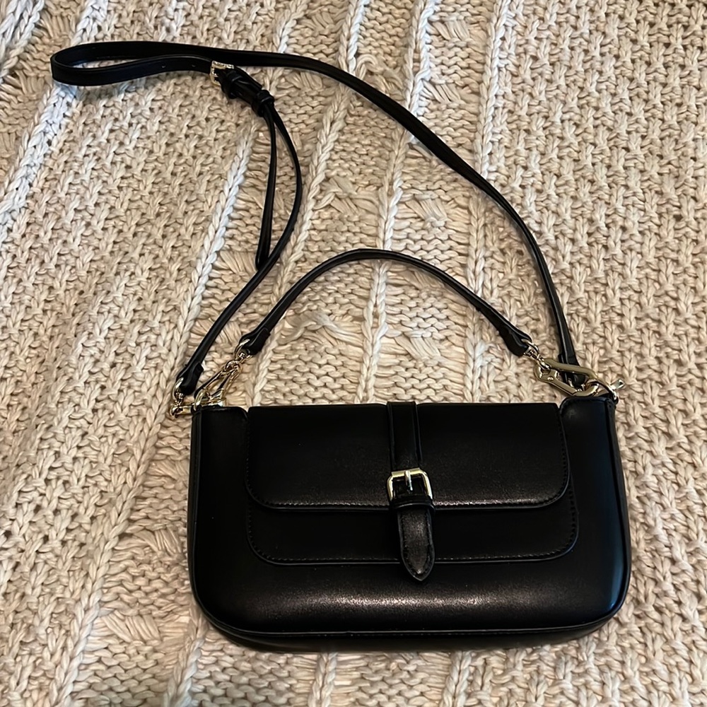 🖤 Black Steve Madden Faux Leather Crossbody/Handbag